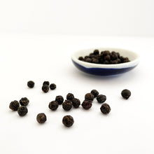 Load image into Gallery viewer, Oak-Smoked Kampot Pepper &amp; Grinder Set
